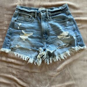 Abercrombie & Fitch High Rise Short